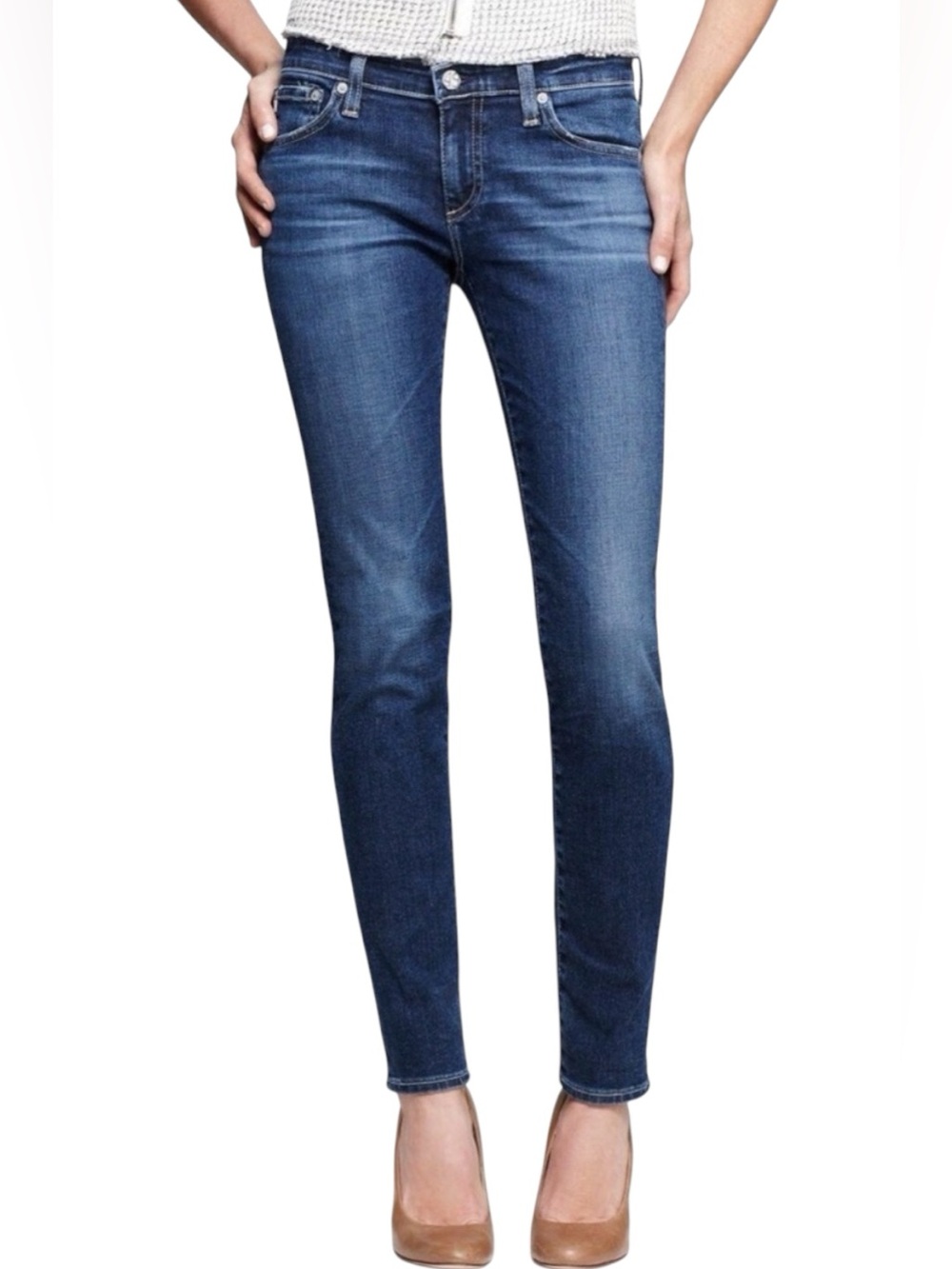 AG Adriano Goldschmied "The Stilt" cigarette jeans in a dark wash Size 31